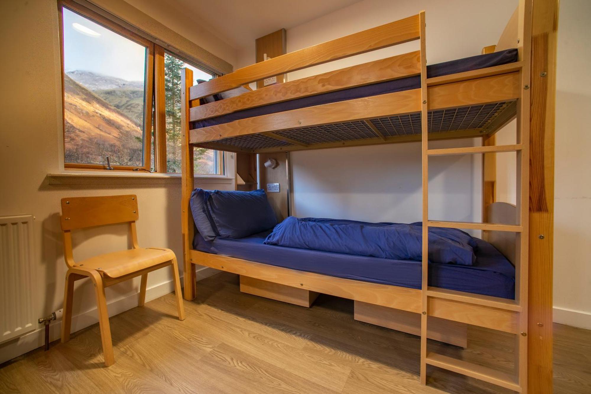 Glen Nevis Youth Hostel 포트 윌리엄 외부 사진 A bunk bed